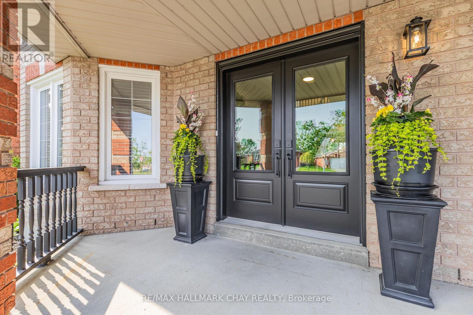 Single Family House for Sale in  CUNDLES ROAD W Barrie (Northwest) 