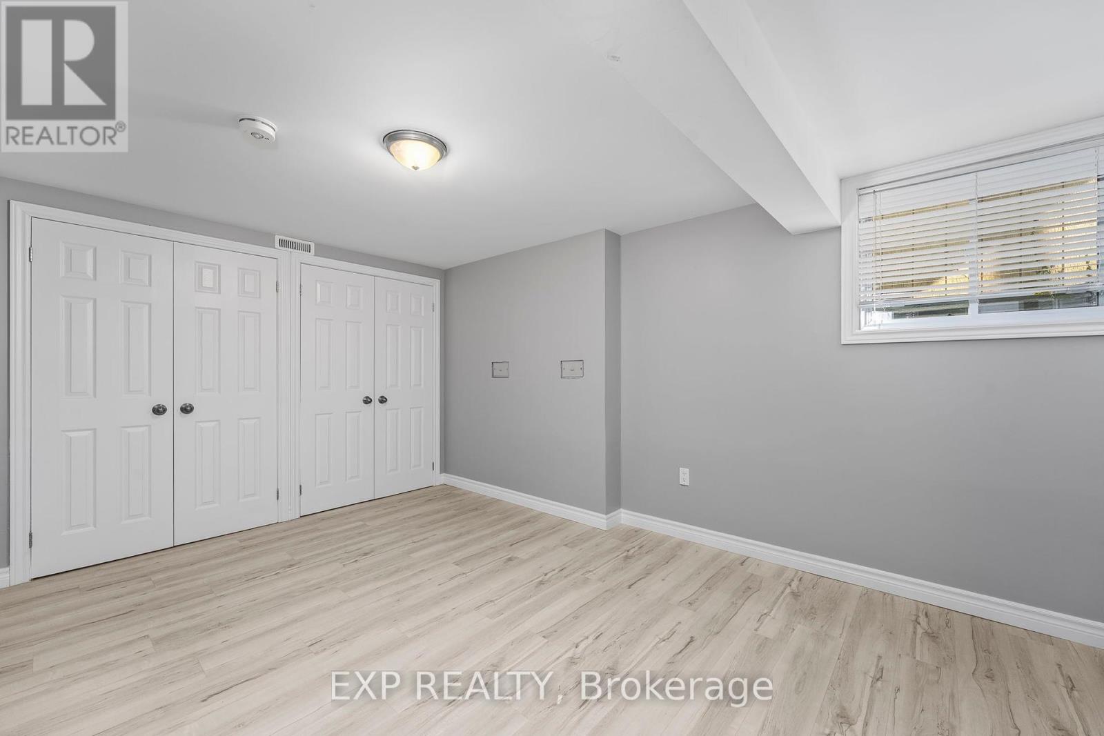 Photo 35 of 143 Westmount Drive N, Orillia ON