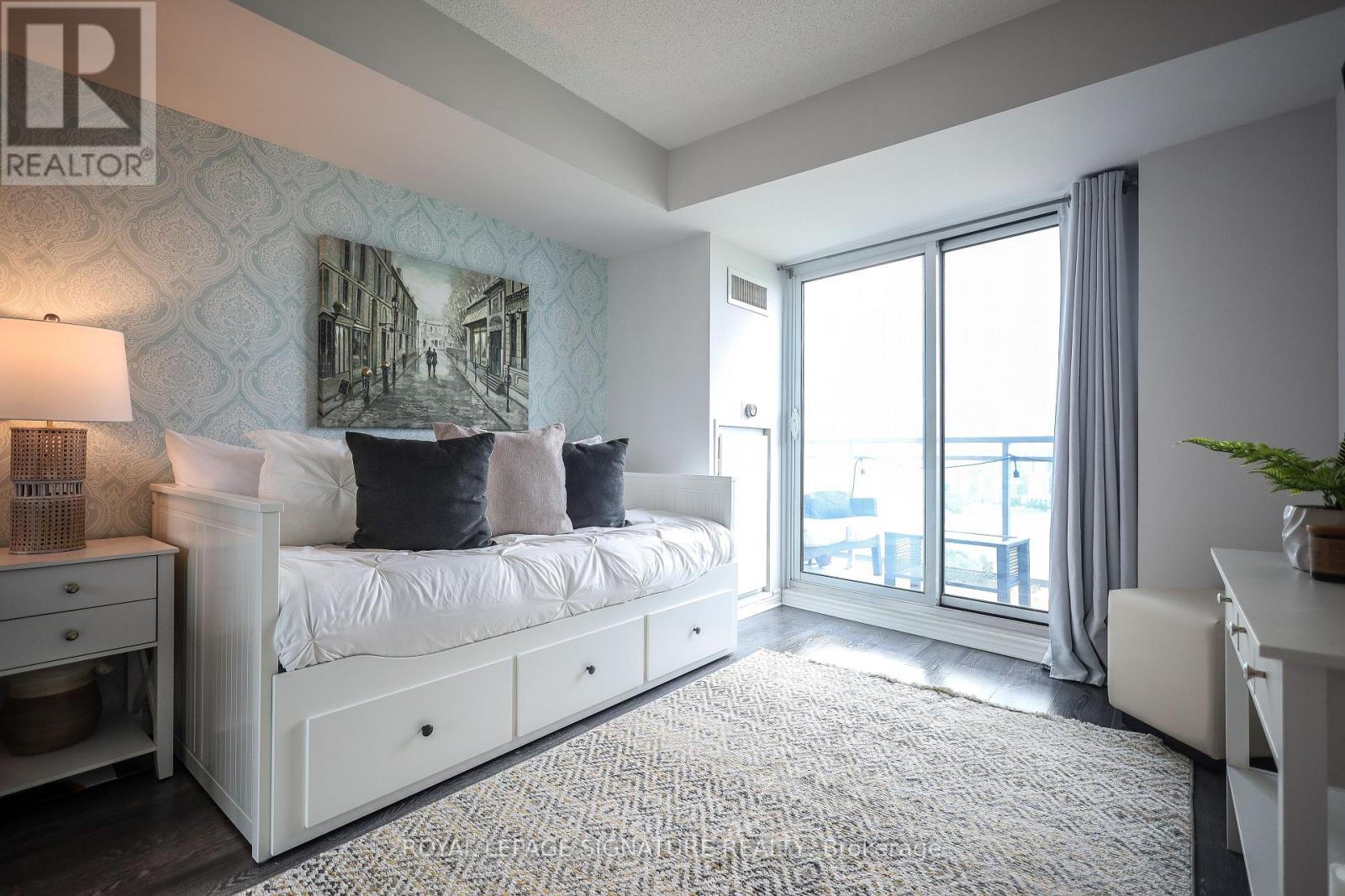 Photo 3 of 2304 155 Legion Road N, Toronto ON