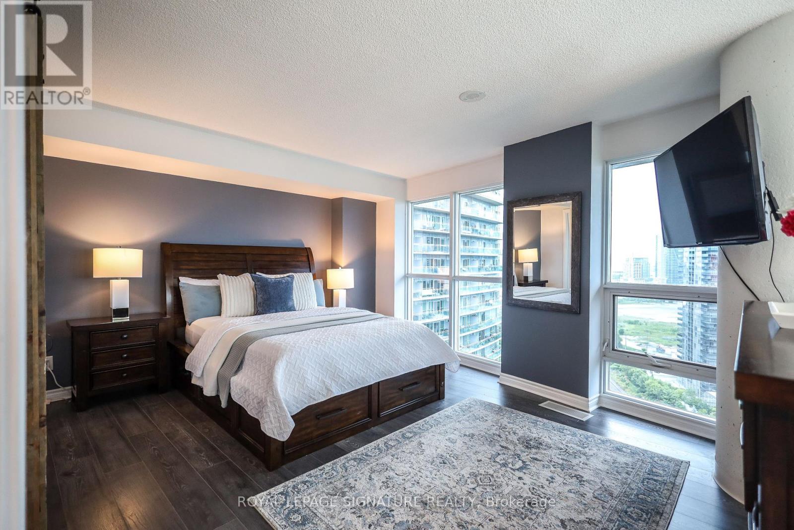 Photo 4 of 2304 155 Legion Road N, Toronto ON