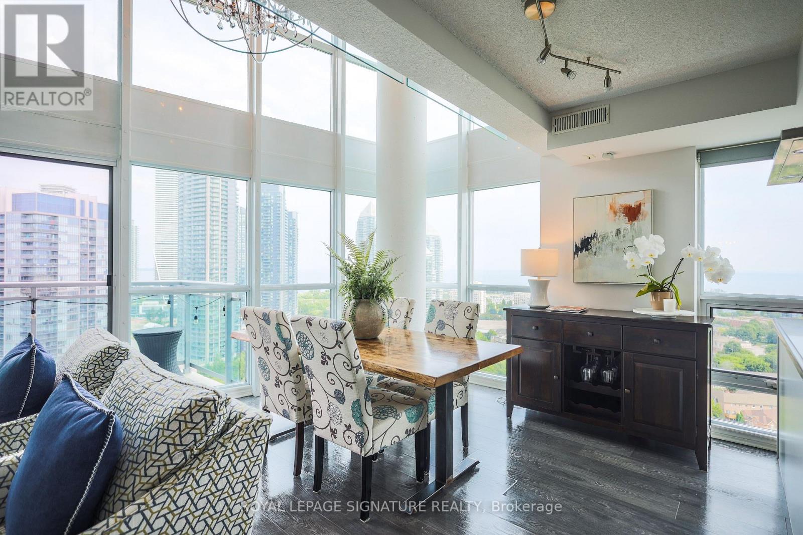 Photo 22 of 2304 155 Legion Road N, Toronto ON