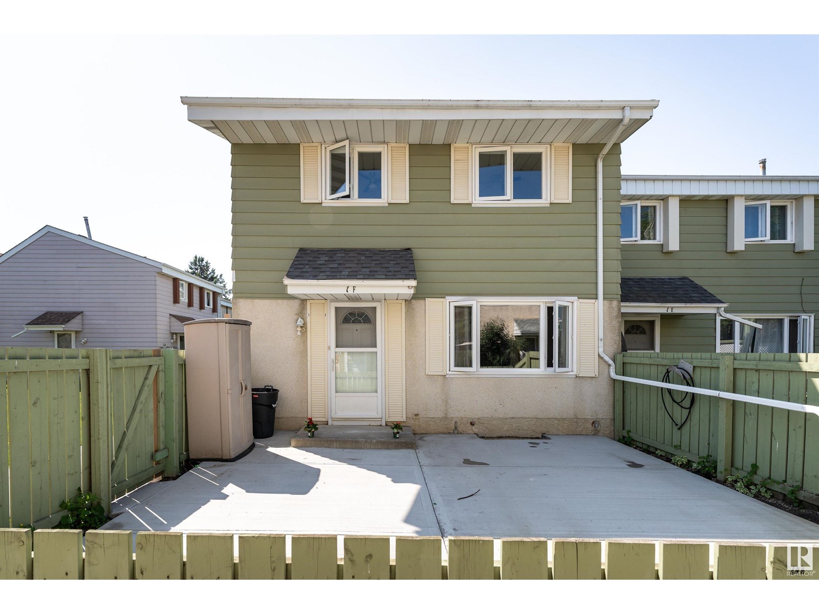 Photo 9 of 1 F Callingwood Co Nw, Edmonton AB