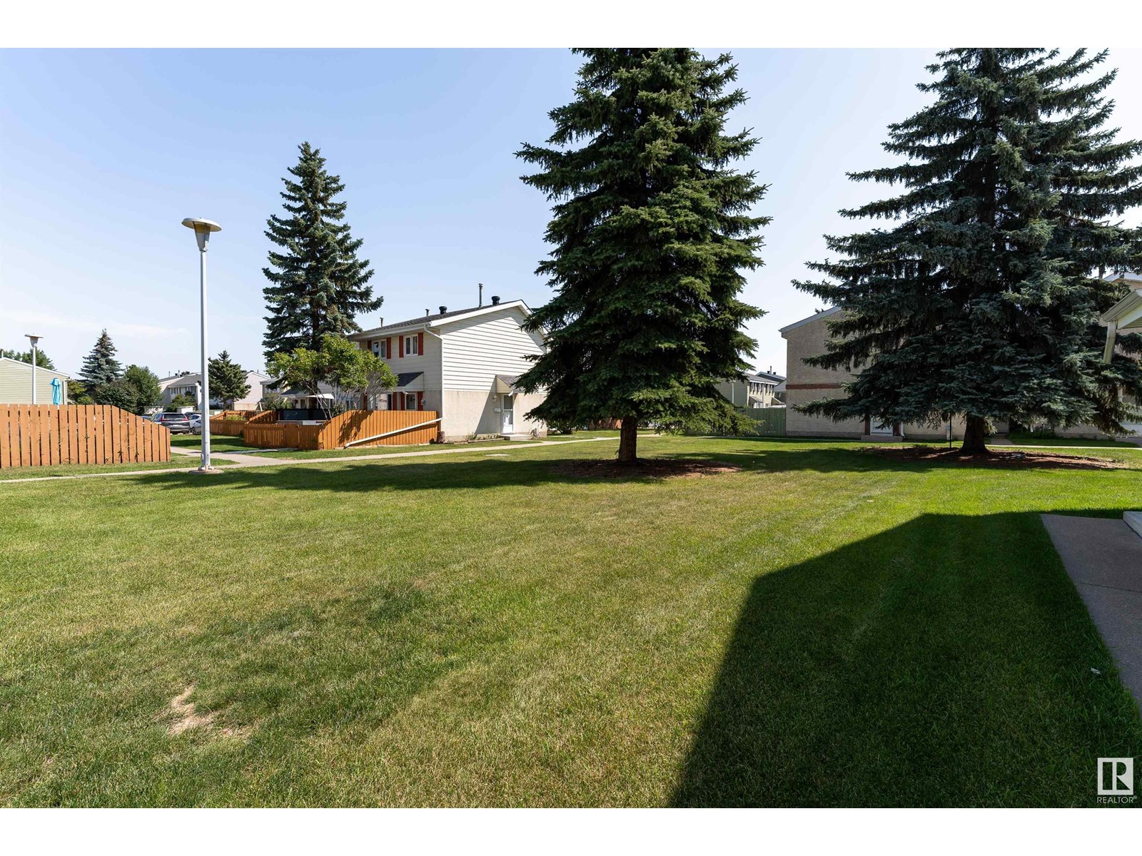 Photo 30 of 1 F Callingwood Co Nw, Edmonton AB