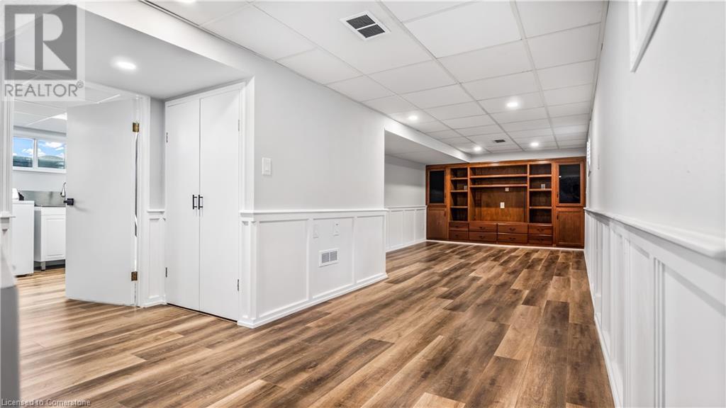 Photo 26 of 1036 Cedarwood Place, Burlington ON