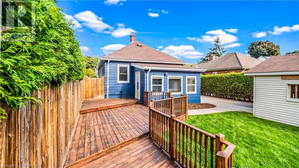 Photo 31 of 1036 Cedarwood Place, Burlington ON