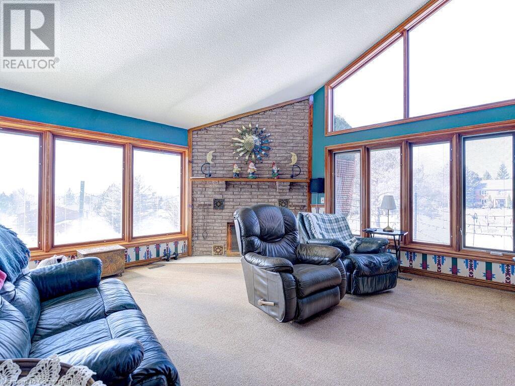 Photo 21 of 11331 Amos Drive, Milton ON