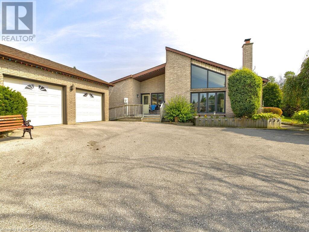 Photo 44 of 11331 Amos Drive, Milton ON