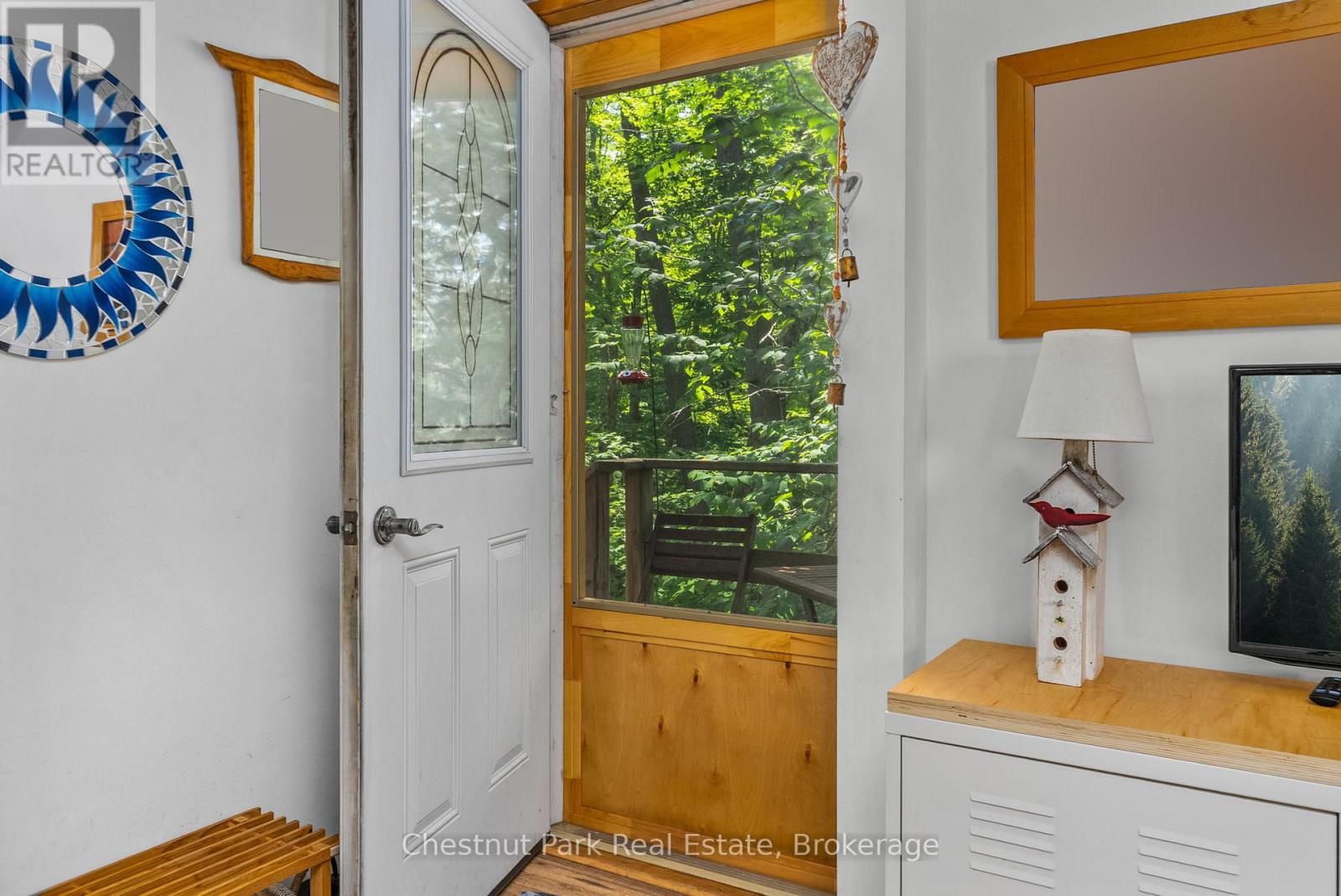 Photo 25 of 869 Muskoka Road 10, Huntsville ON