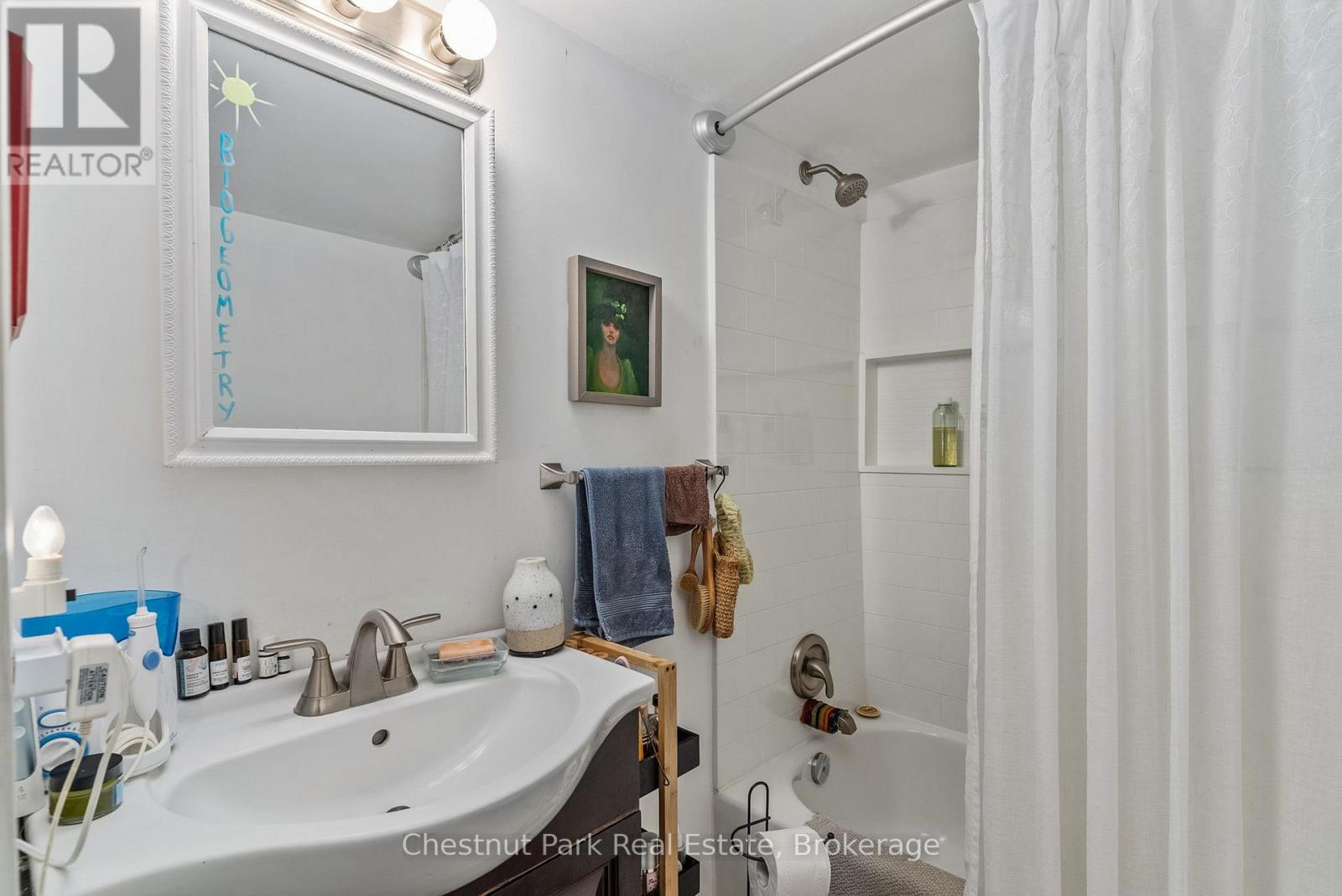 Photo 16 of 869 Muskoka Road 10, Huntsville ON