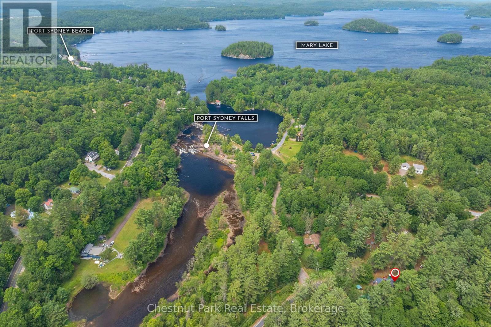 Photo 33 of 869 Muskoka Road 10, Huntsville ON