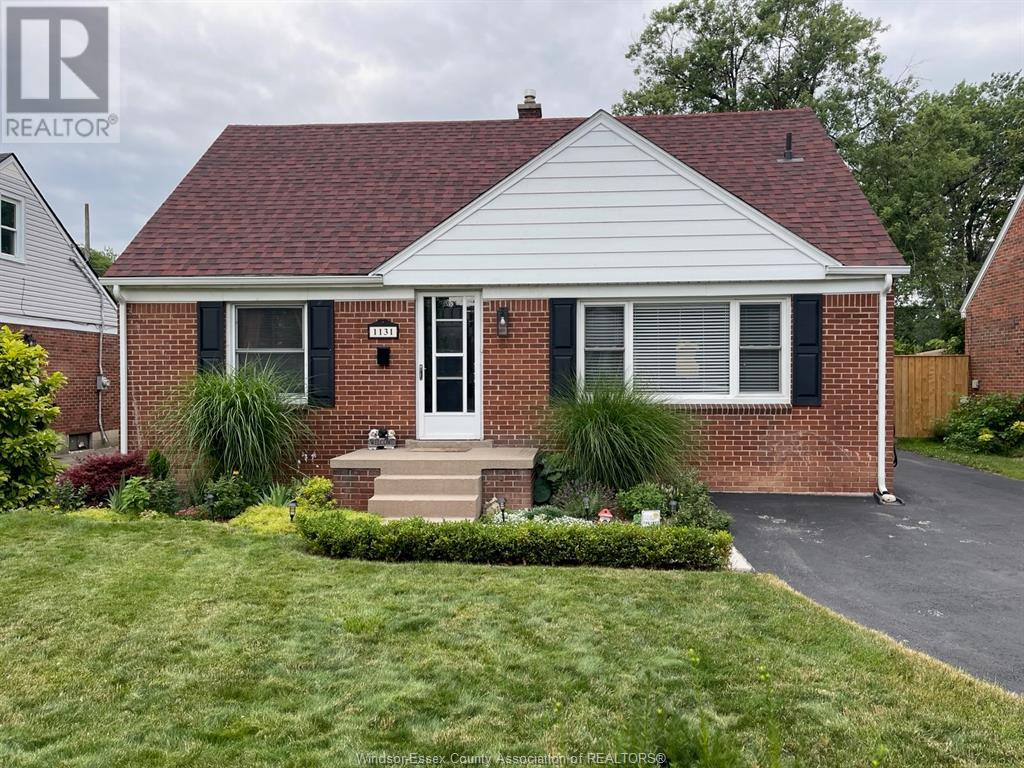 Photo 20 of 1131 Fairview Boulevard, Windsor ON