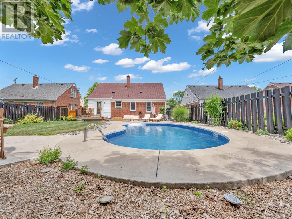 Photo 22 of 1131 Fairview Boulevard, Windsor ON