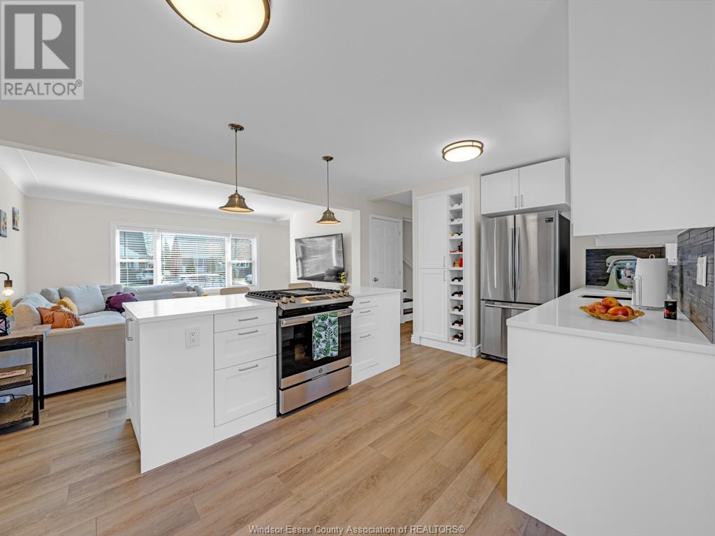Photo 31 of 1131 Fairview Boulevard, Windsor ON