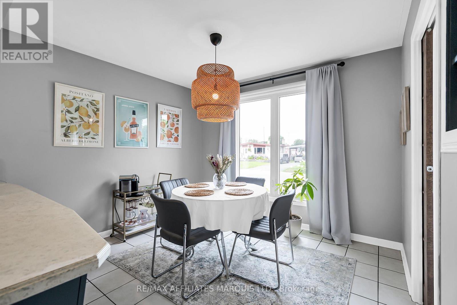 Photo 10 of 634 Fraser Avenue, Cornwall ON