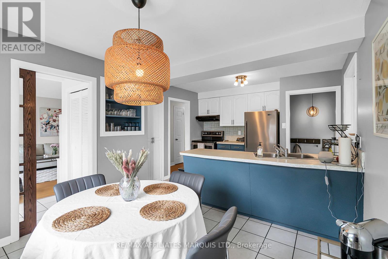 Photo 11 of 634 Fraser Avenue, Cornwall ON