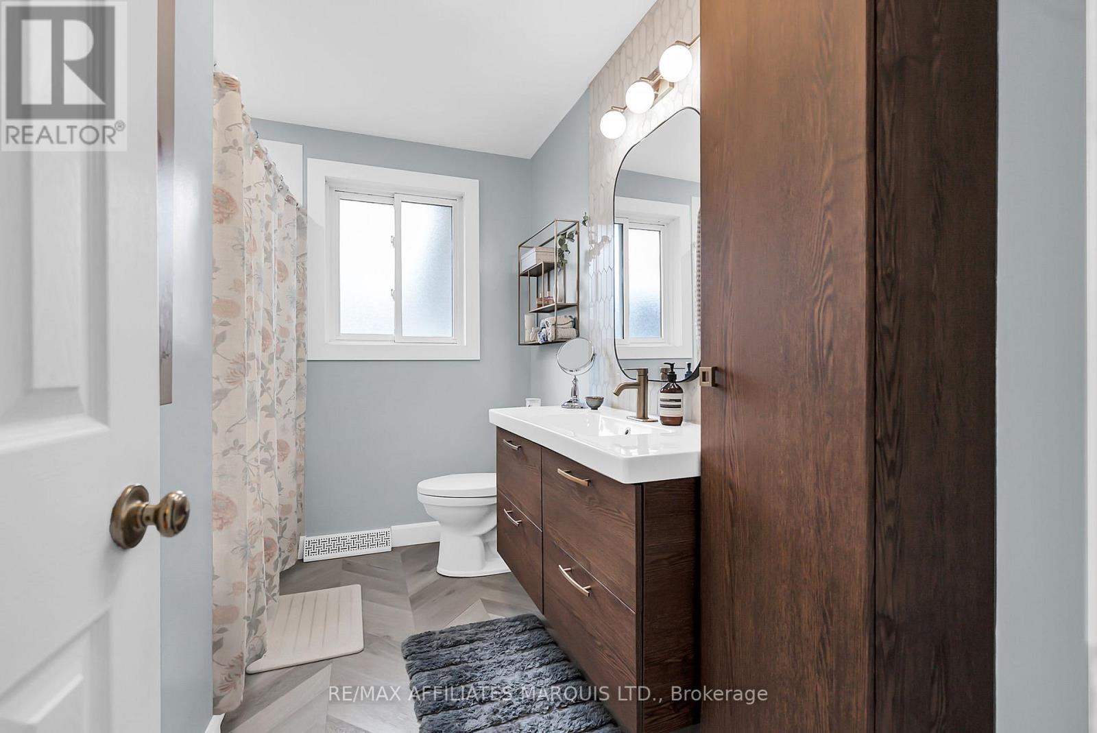 Photo 21 of 634 Fraser Avenue, Cornwall ON