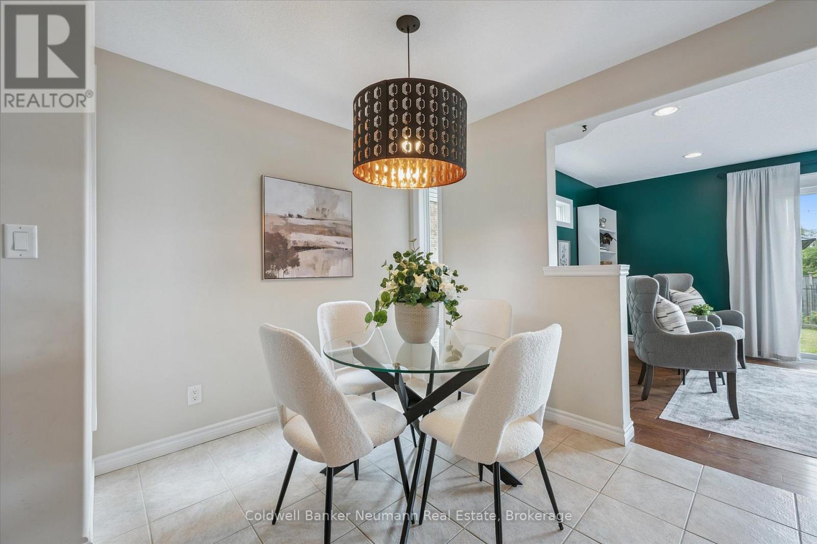 Photo 14 of 320 Severn Drive, Guelph ON