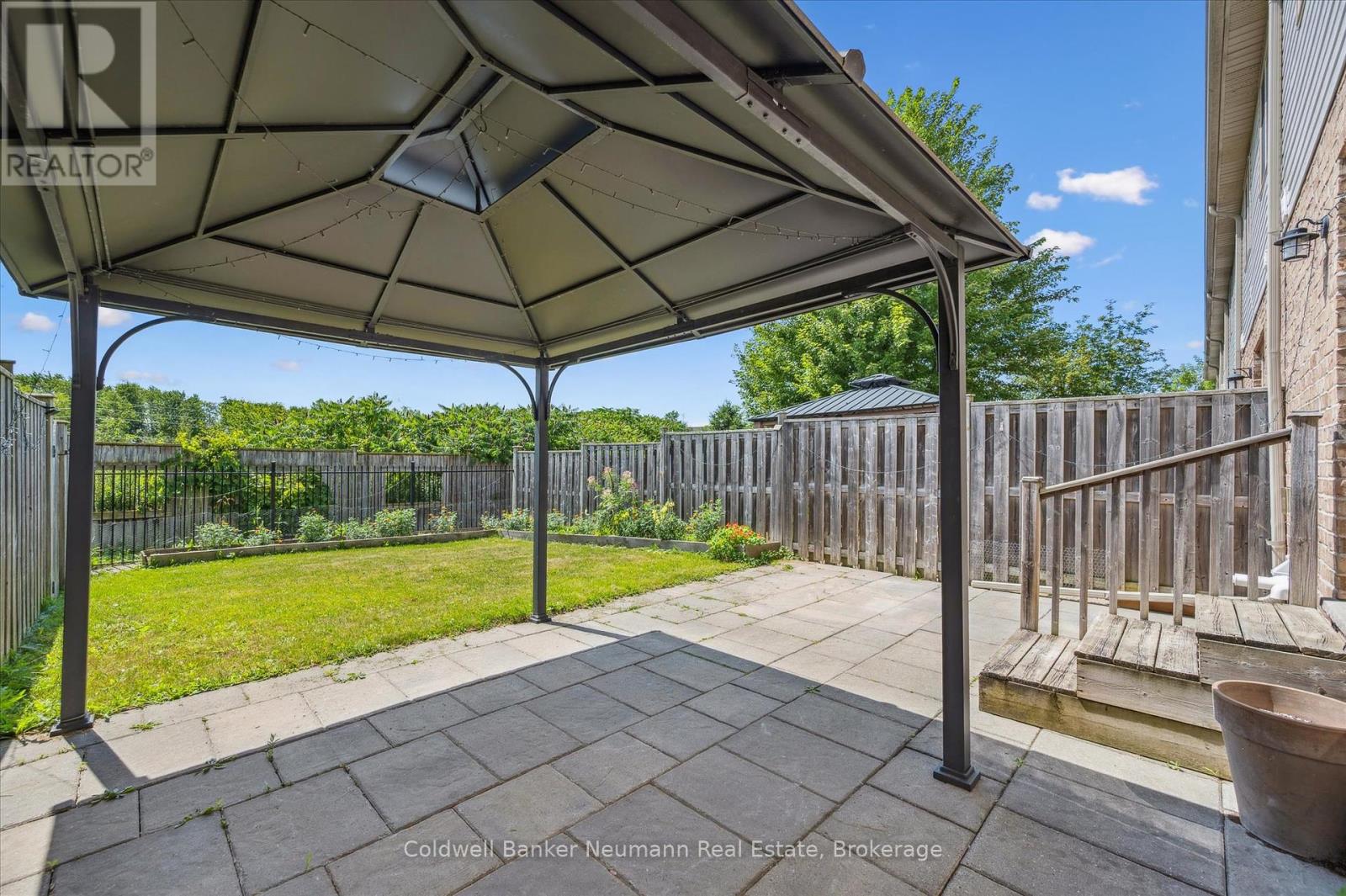 Photo 34 of 320 Severn Drive, Guelph ON