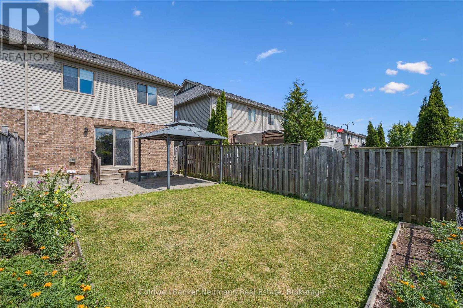 Photo 37 of 320 Severn Drive, Guelph ON