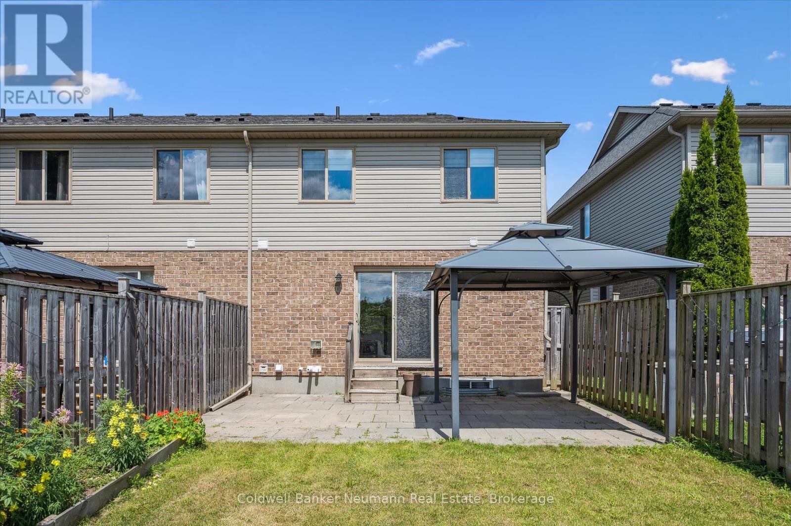 Photo 38 of 320 Severn Drive, Guelph ON