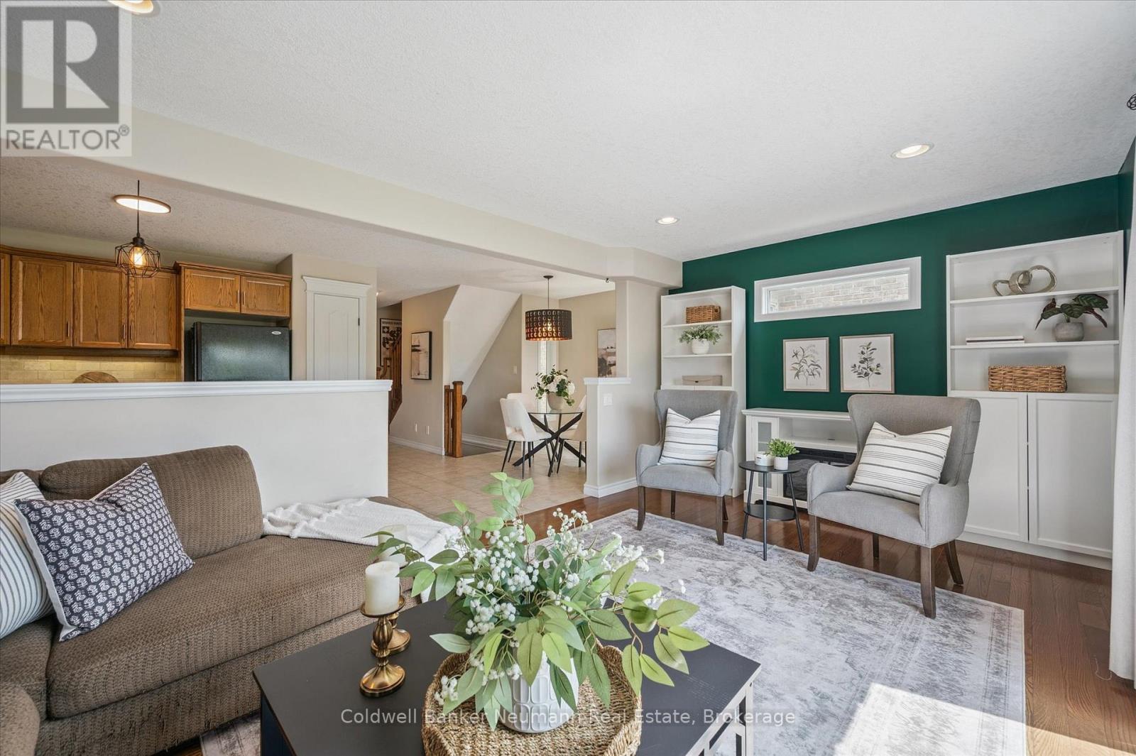 Photo 9 of 320 Severn Drive, Guelph ON