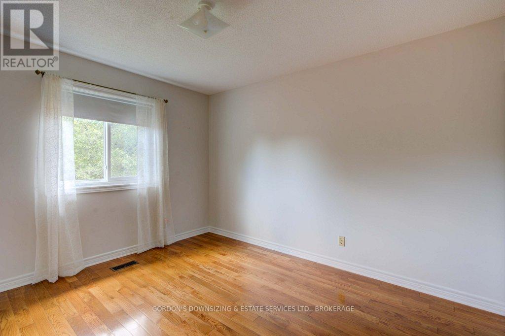 Photo 23 of 467 Grandtrunk Avenue, Kingston ON