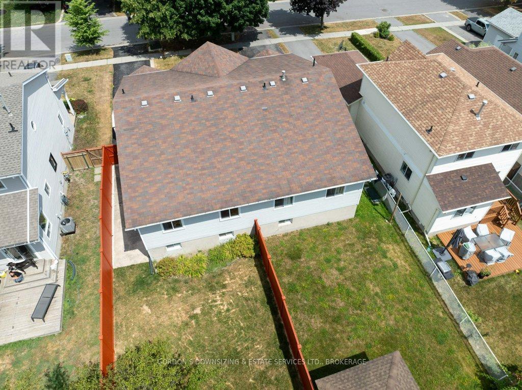 Photo 37 of 467 Grandtrunk Avenue, Kingston ON