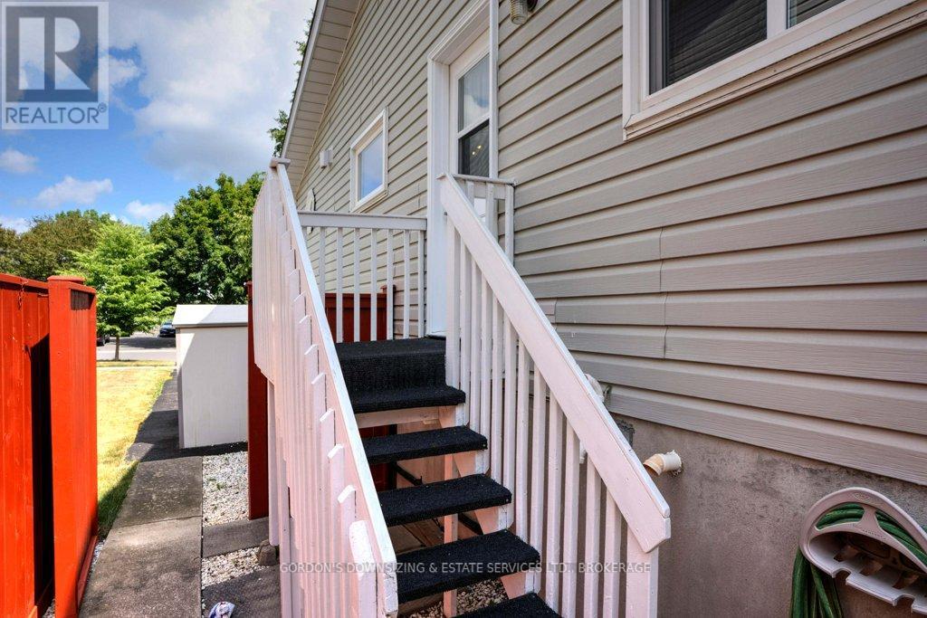 Photo 40 of 467 Grandtrunk Avenue, Kingston ON