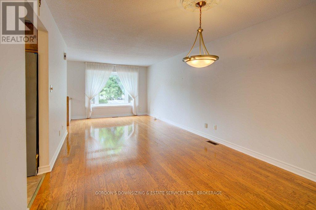 Photo 8 of 467 Grandtrunk Avenue, Kingston ON