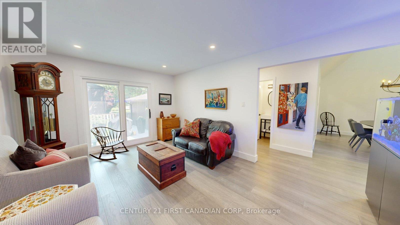 Photo 19 of 527 Topping Lane, London South ON