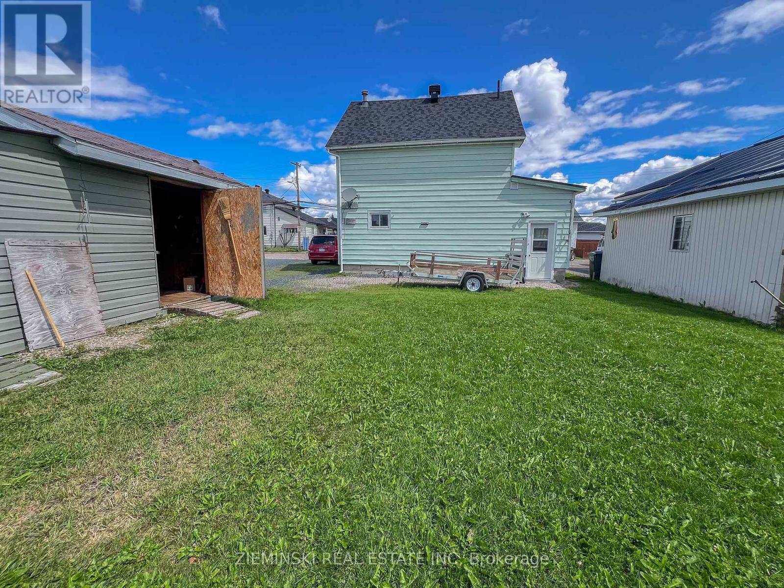 Photo 27 of 373 Diberville Avenue, Iroquois Falls ON