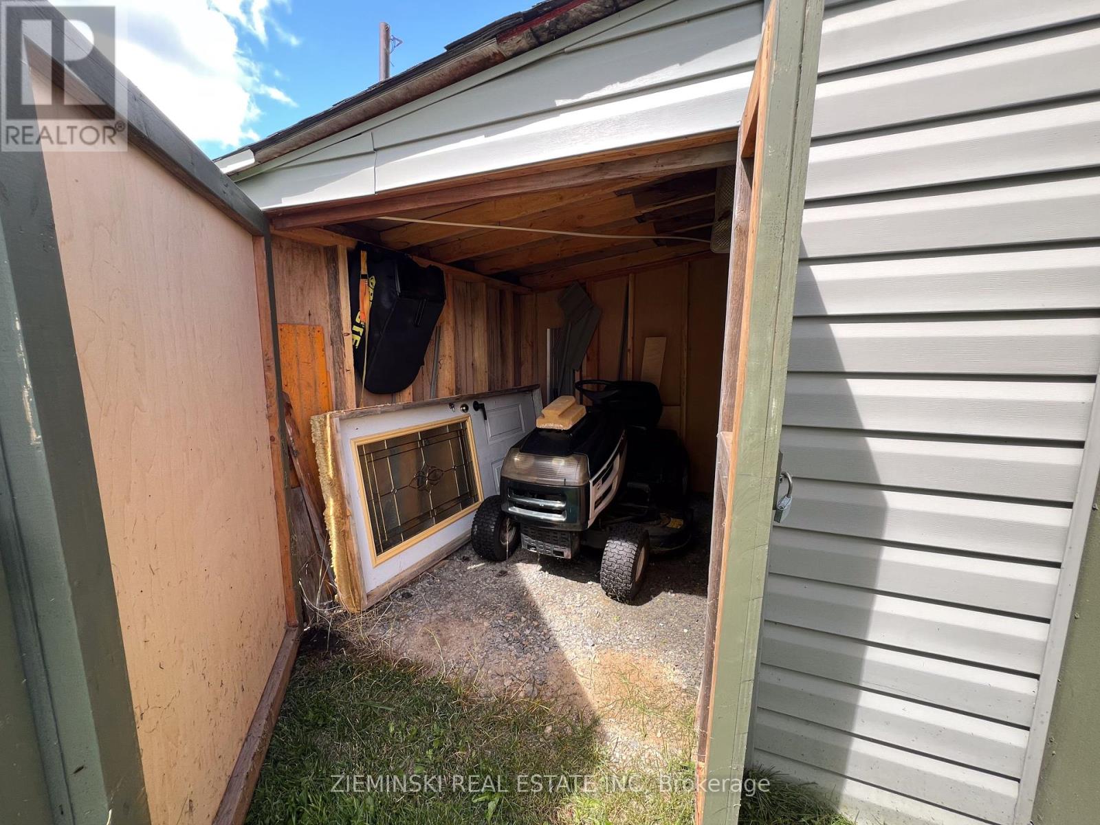 Photo 30 of 373 Diberville Avenue, Iroquois Falls ON