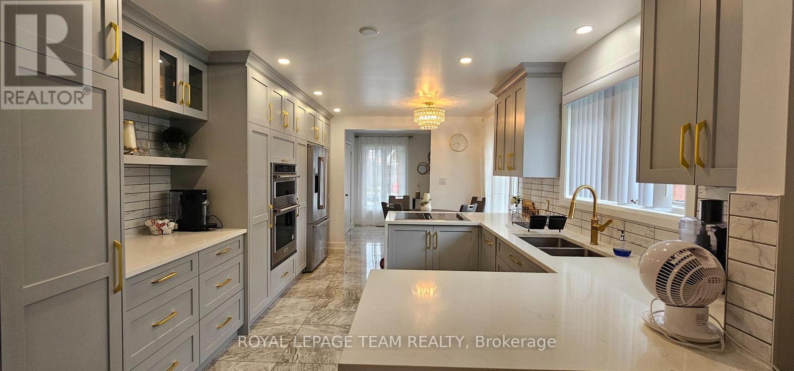 Photo 10 of 8 Swans Way S, Ottawa ON