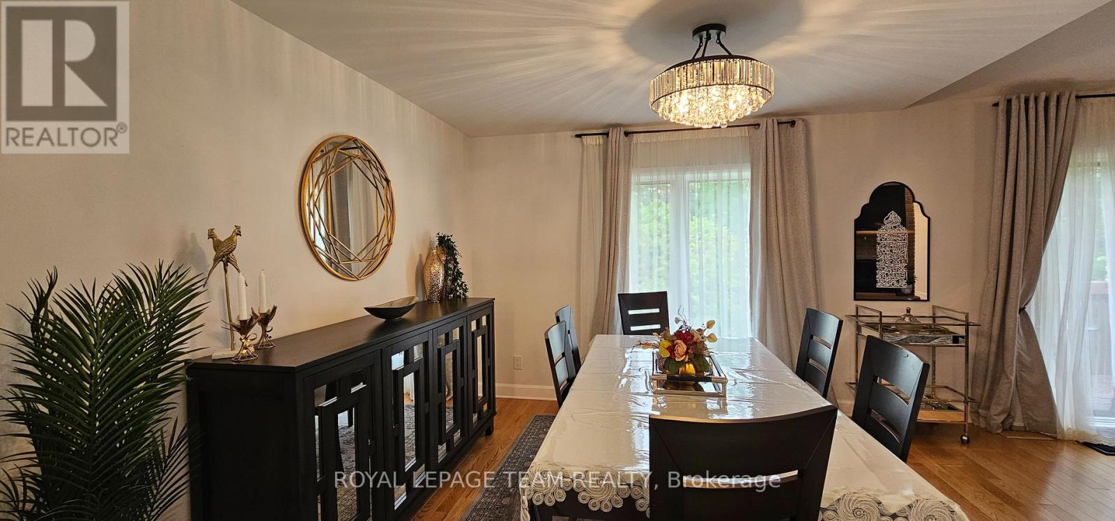 Photo 11 of 8 Swans Way S, Ottawa ON