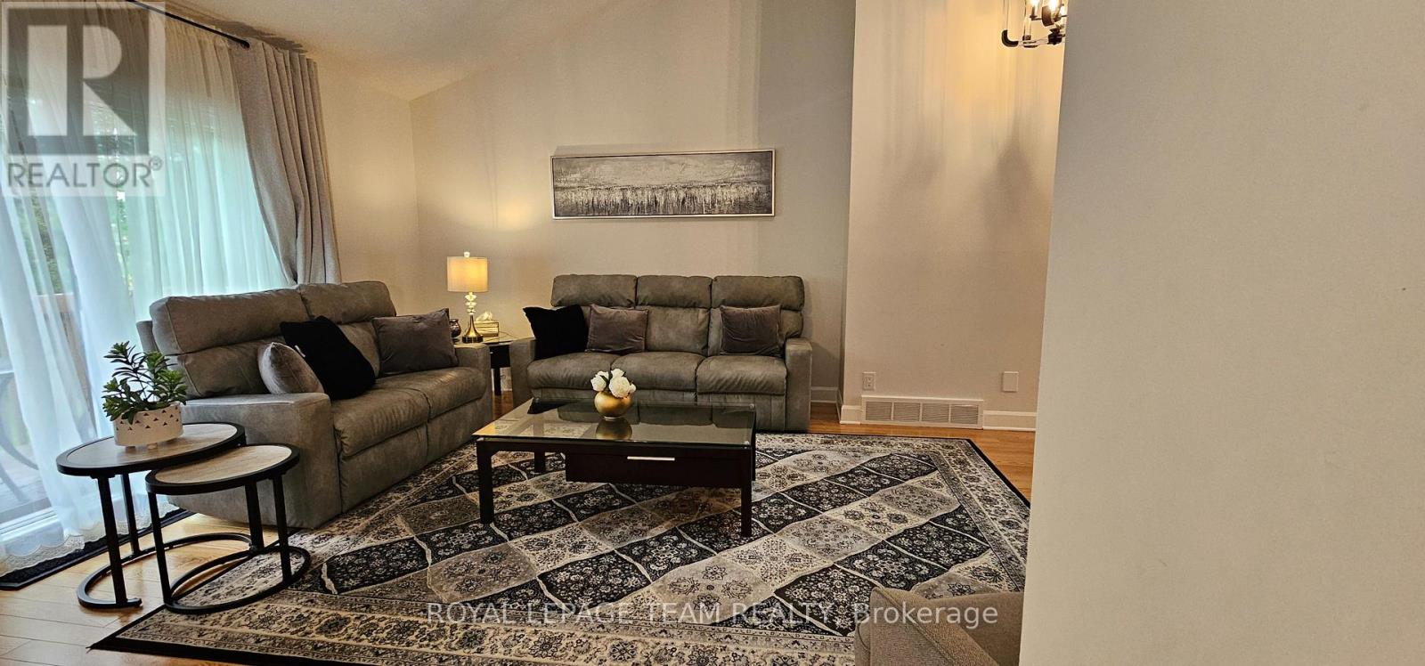 Photo 14 of 8 Swans Way S, Ottawa ON