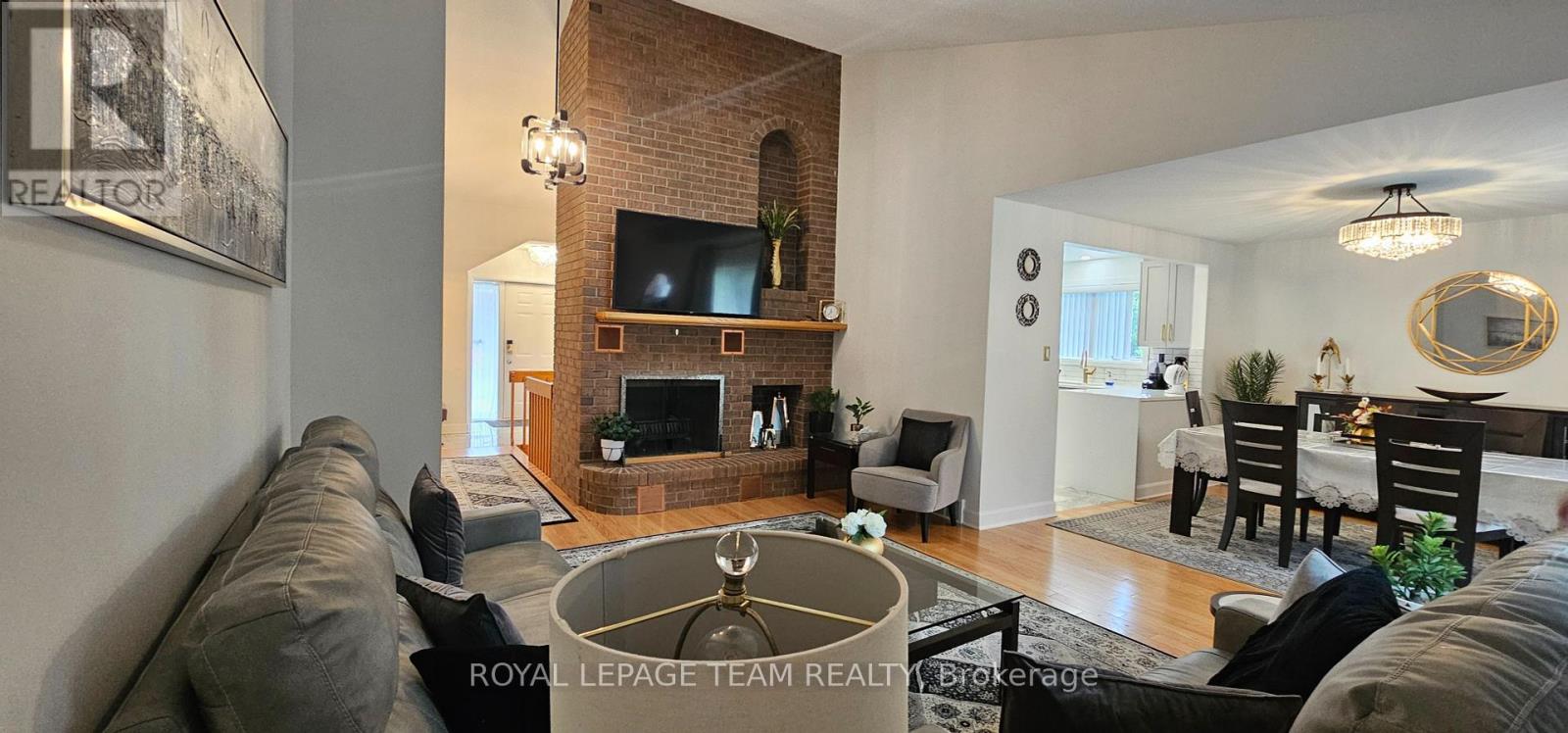 Photo 16 of 8 Swans Way S, Ottawa ON
