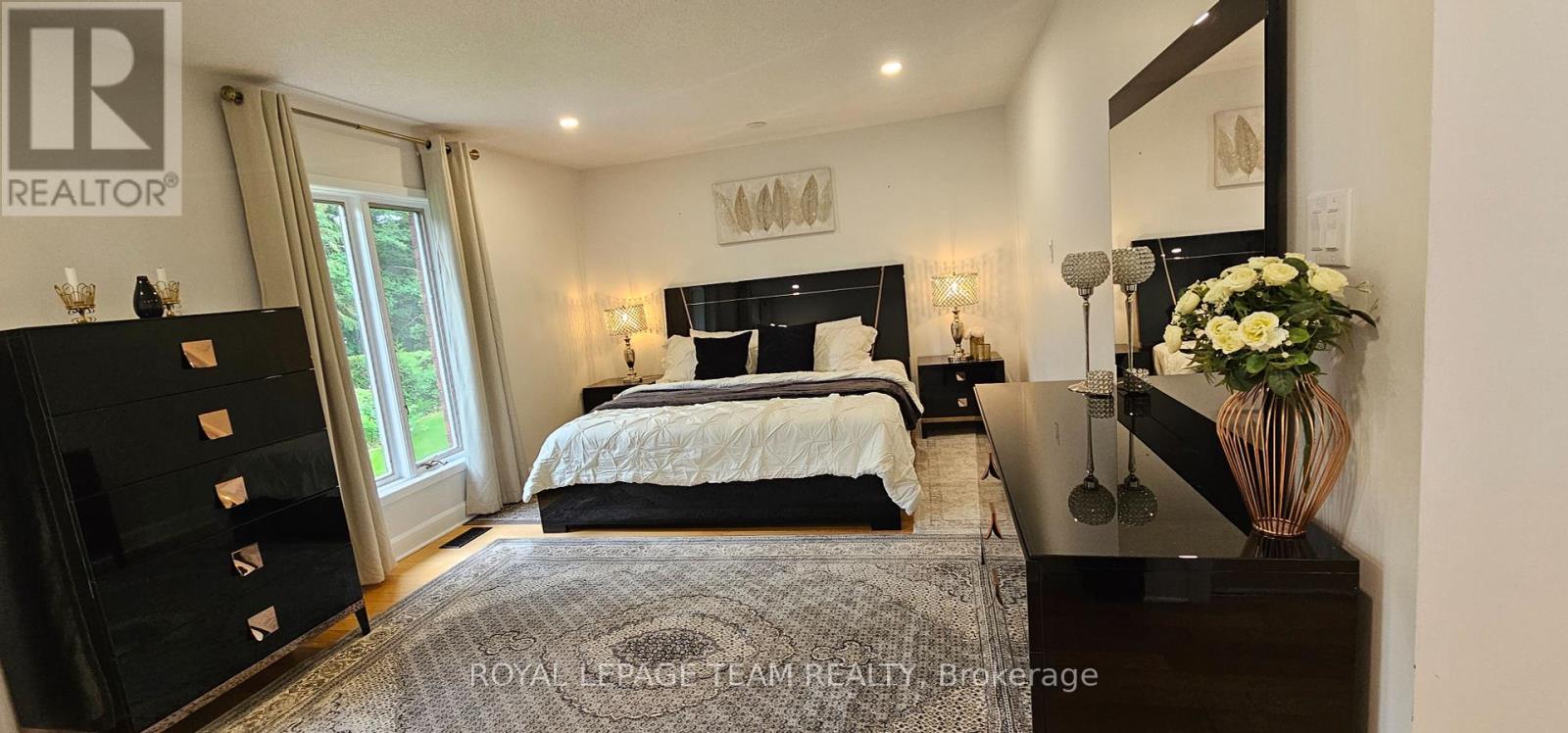 Photo 22 of 8 Swans Way S, Ottawa ON