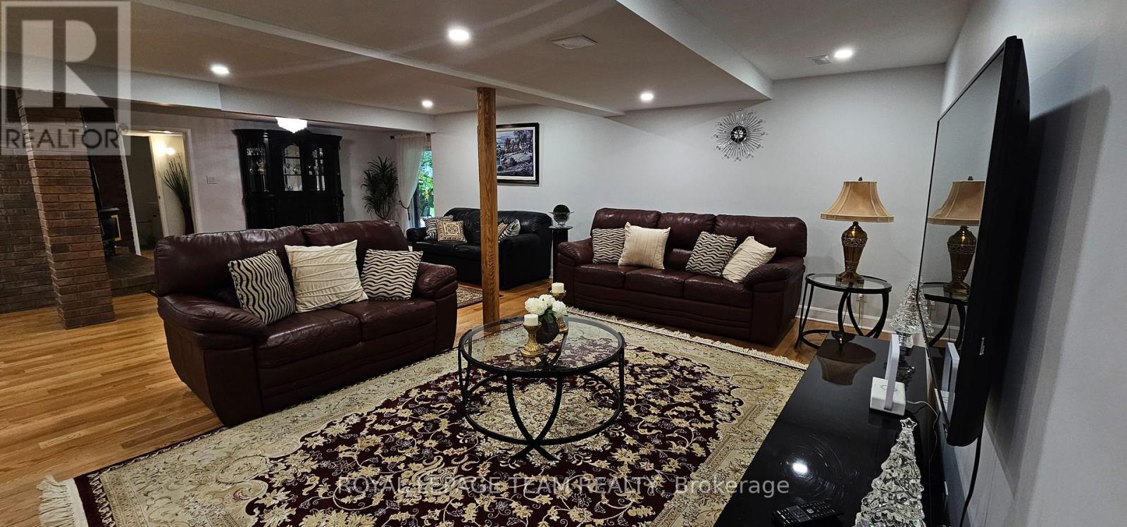 Photo 34 of 8 Swans Way S, Ottawa ON