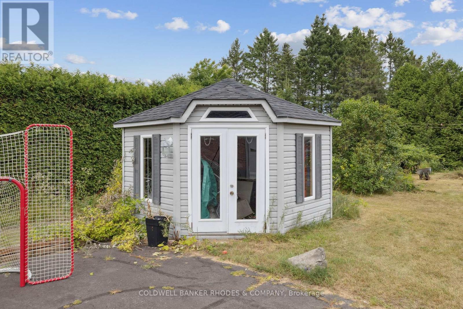 Photo 24 of 17 Telegraph Crescent, Alfred And Plantagenet ON