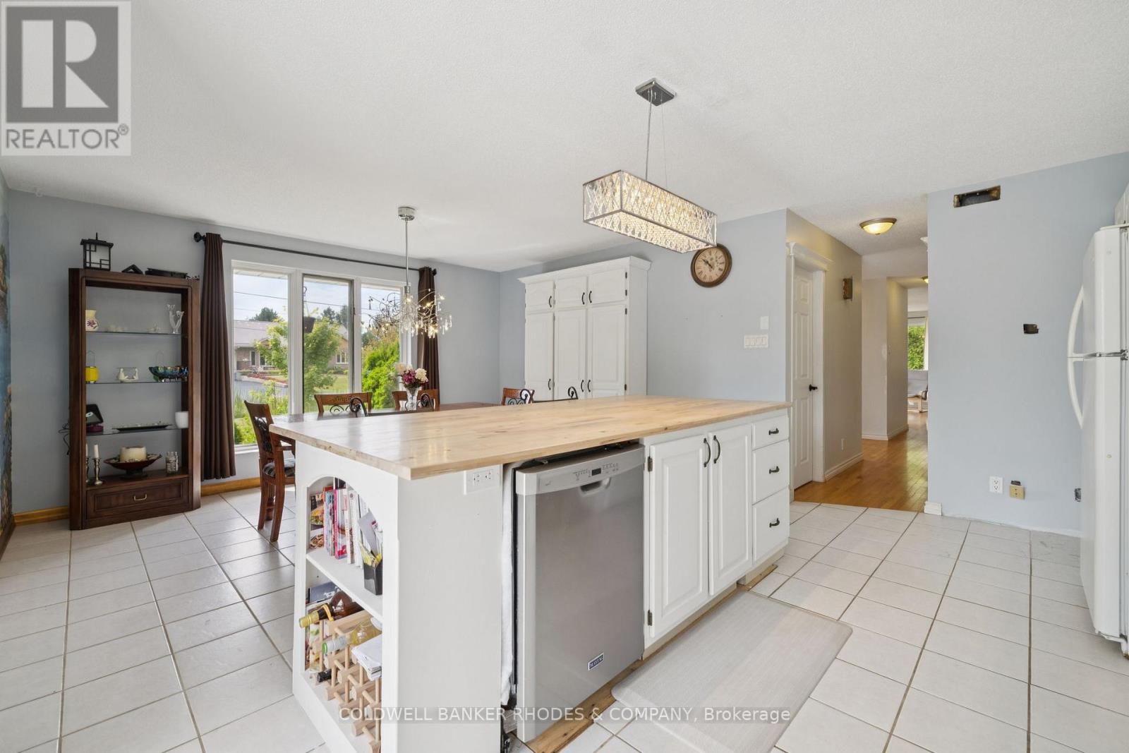 Photo 7 of 17 Telegraph Crescent, Alfred And Plantagenet ON