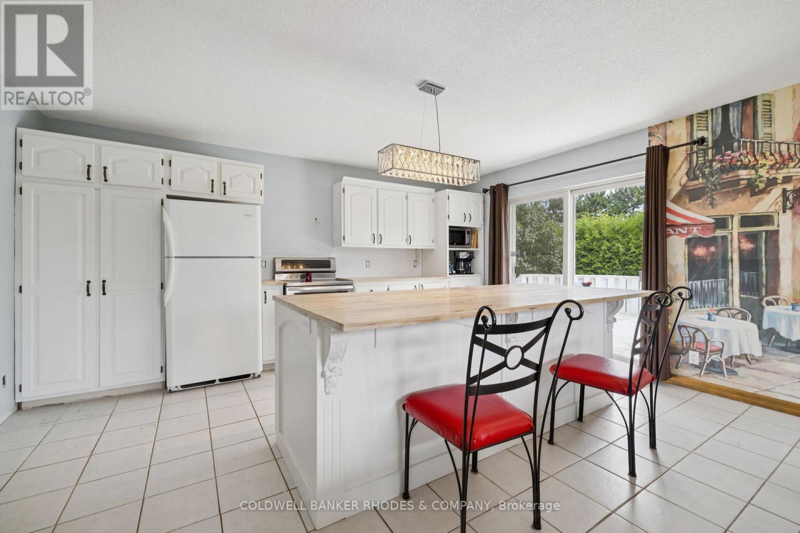 Photo 8 of 17 Telegraph Crescent, Alfred And Plantagenet ON