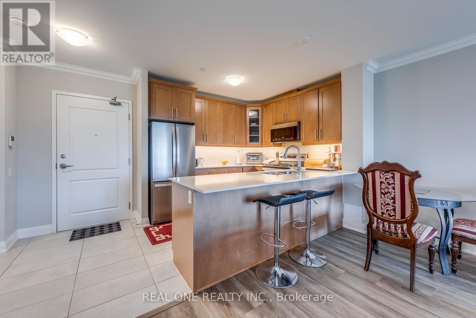 Photo 6 of 101 830 Megson Terrace, Milton ON