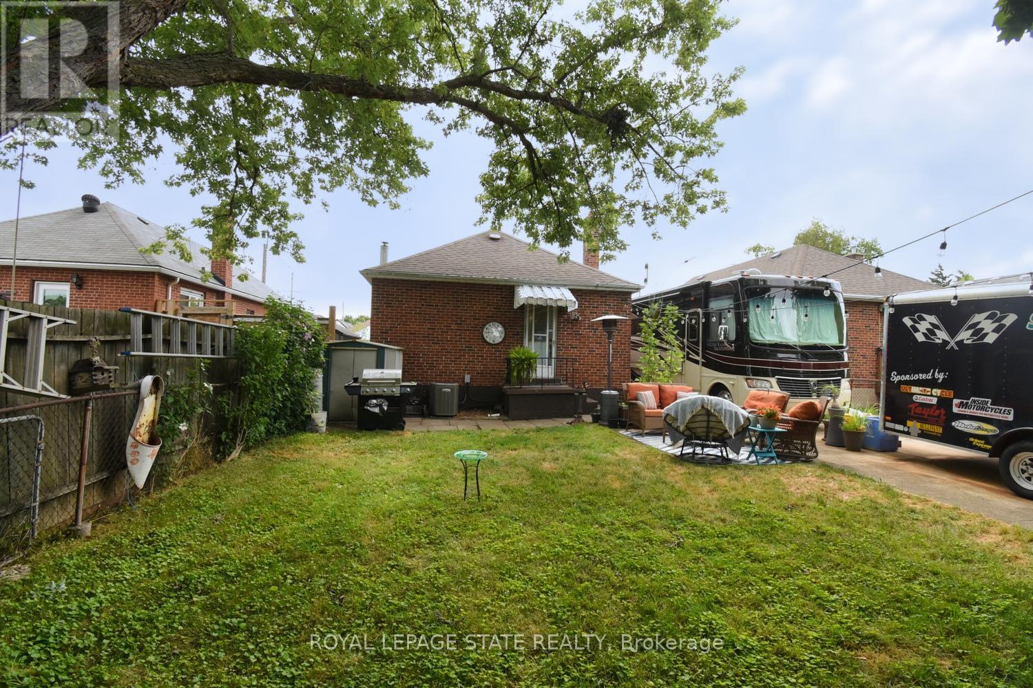 Photo 9 of 152 Glencairn Avenue, Hamilton ON