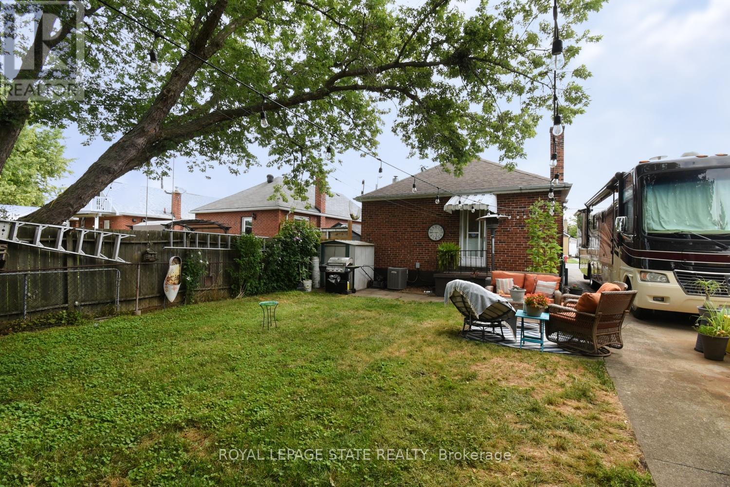 Photo 30 of 152 Glencairn Avenue, Hamilton ON
