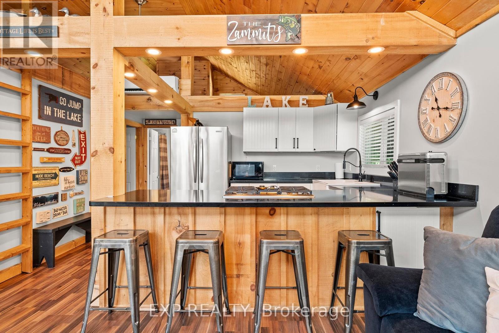 Photo 12 of 104 Fulsom Crescent, Kawartha Lakes ON