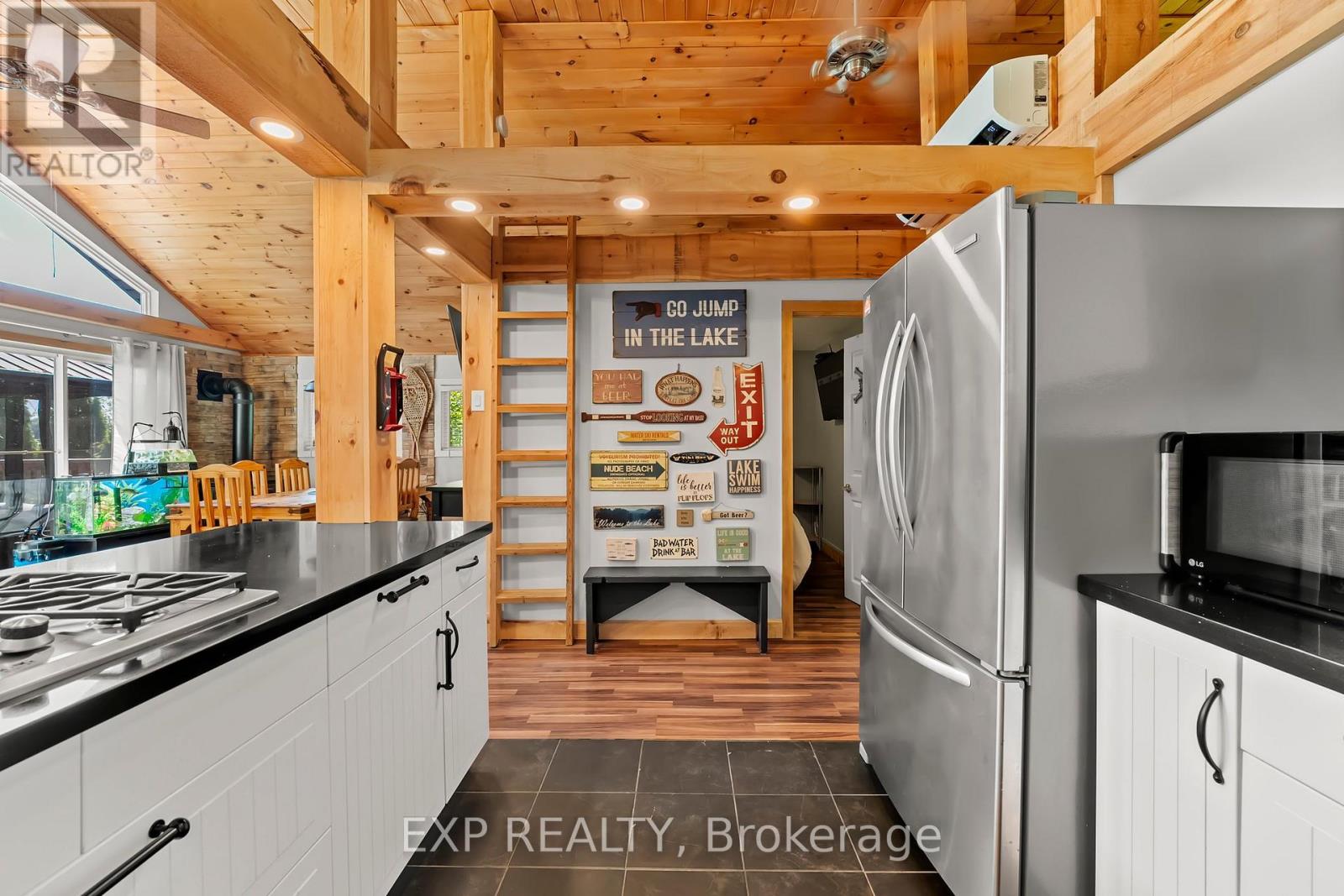 Photo 15 of 104 Fulsom Crescent, Kawartha Lakes ON
