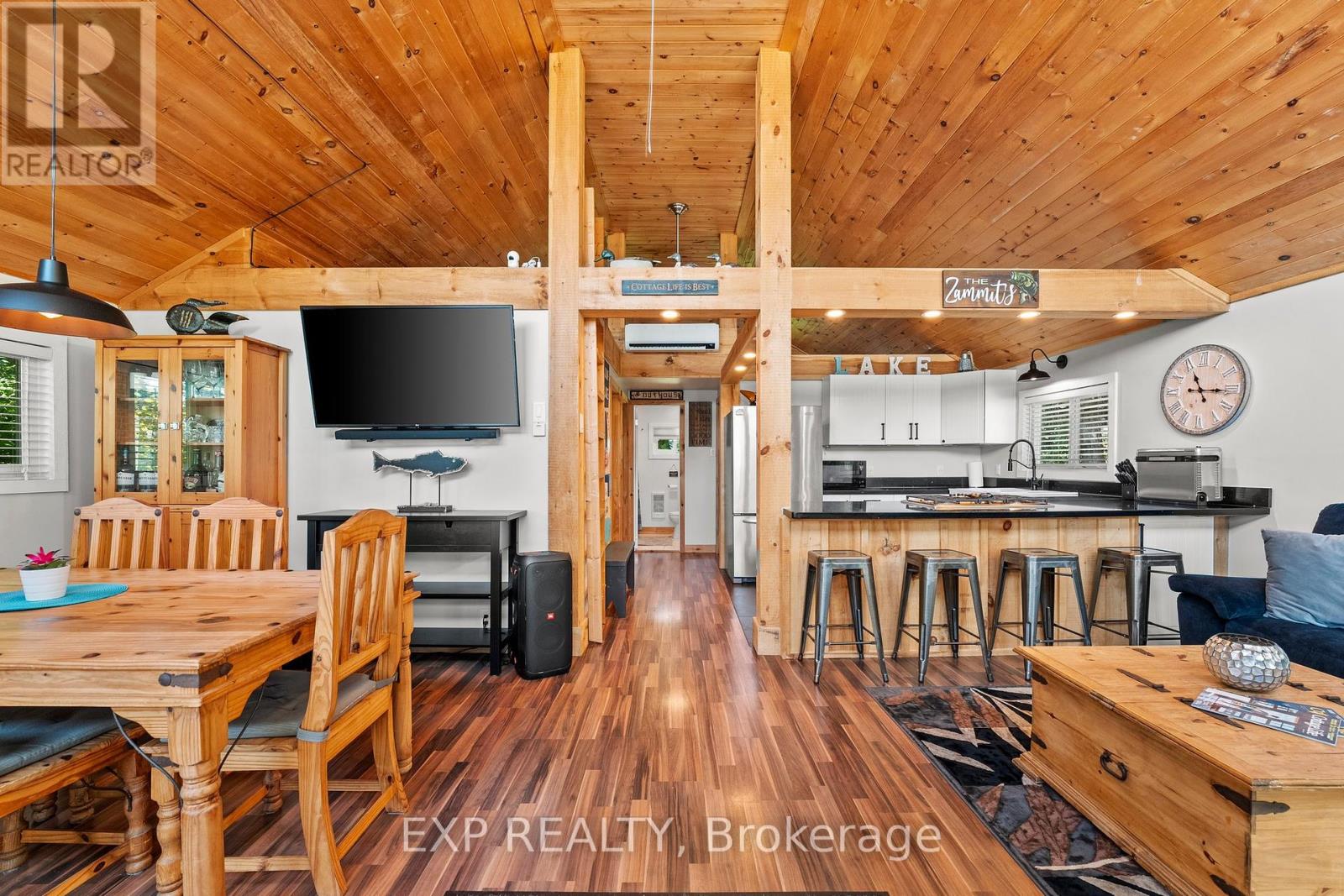Photo 11 of 104 Fulsom Crescent, Kawartha Lakes ON