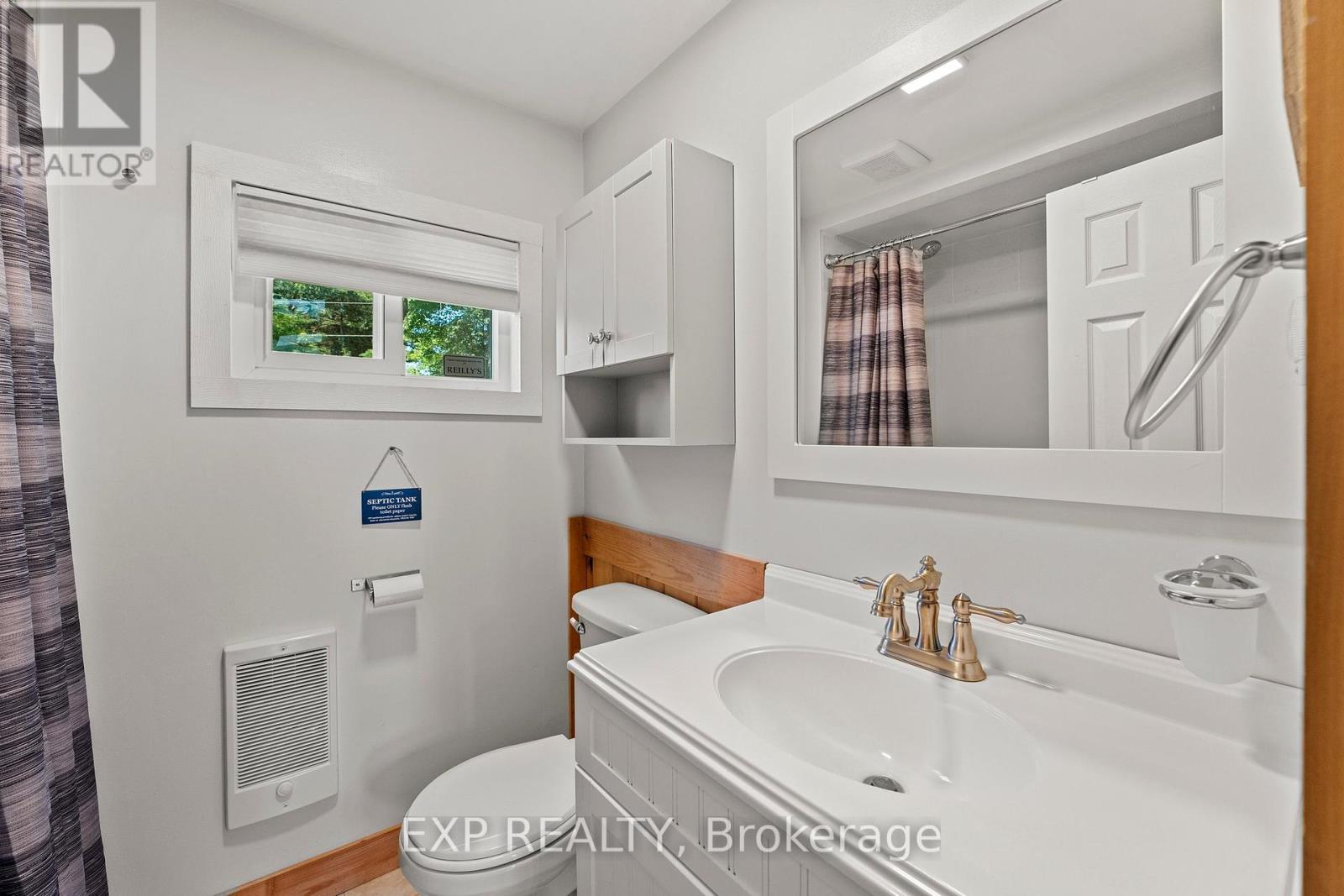 Photo 24 of 104 Fulsom Crescent, Kawartha Lakes ON