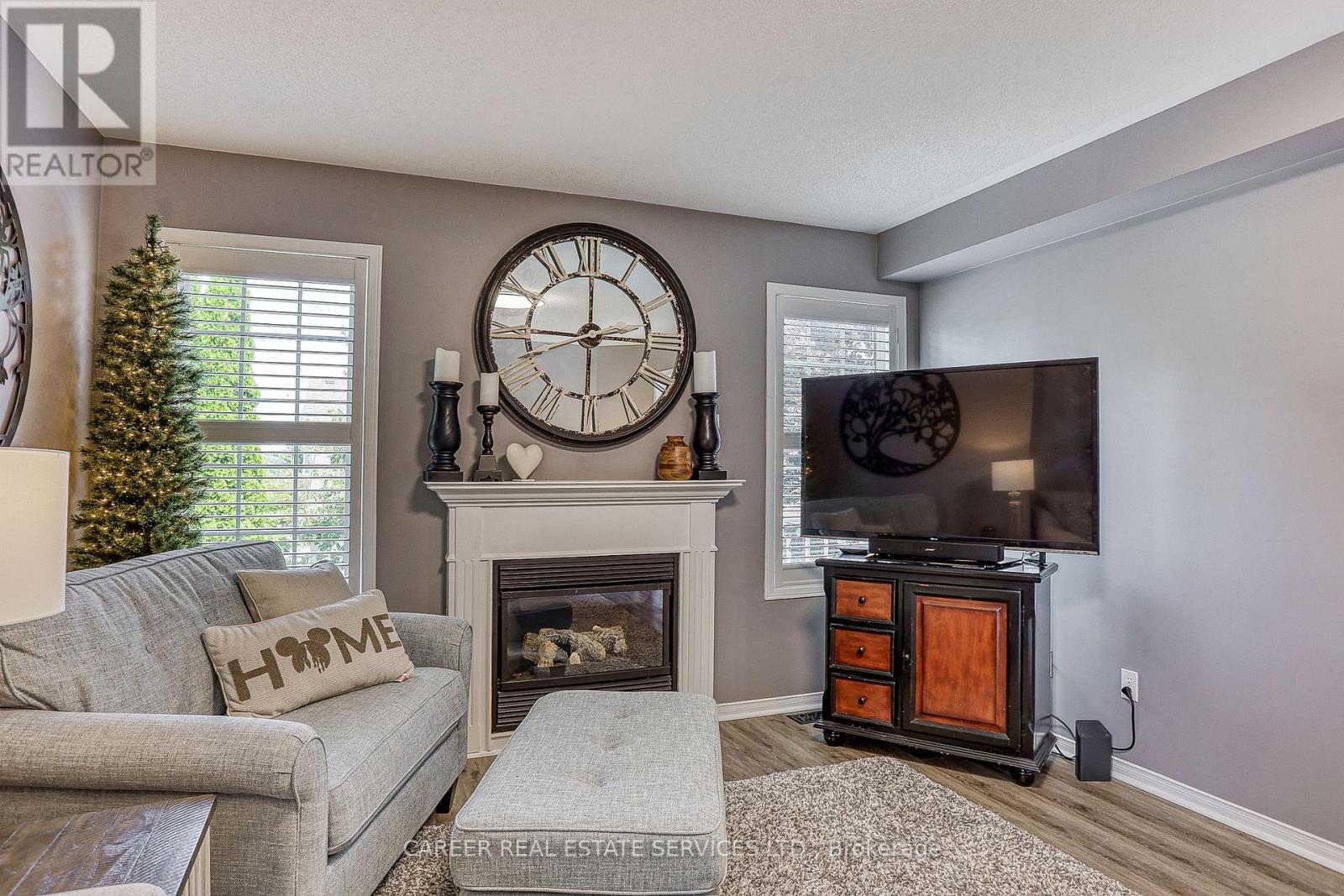 Photo 34 of 1091 Trail Valley Drive, Oshawa ON