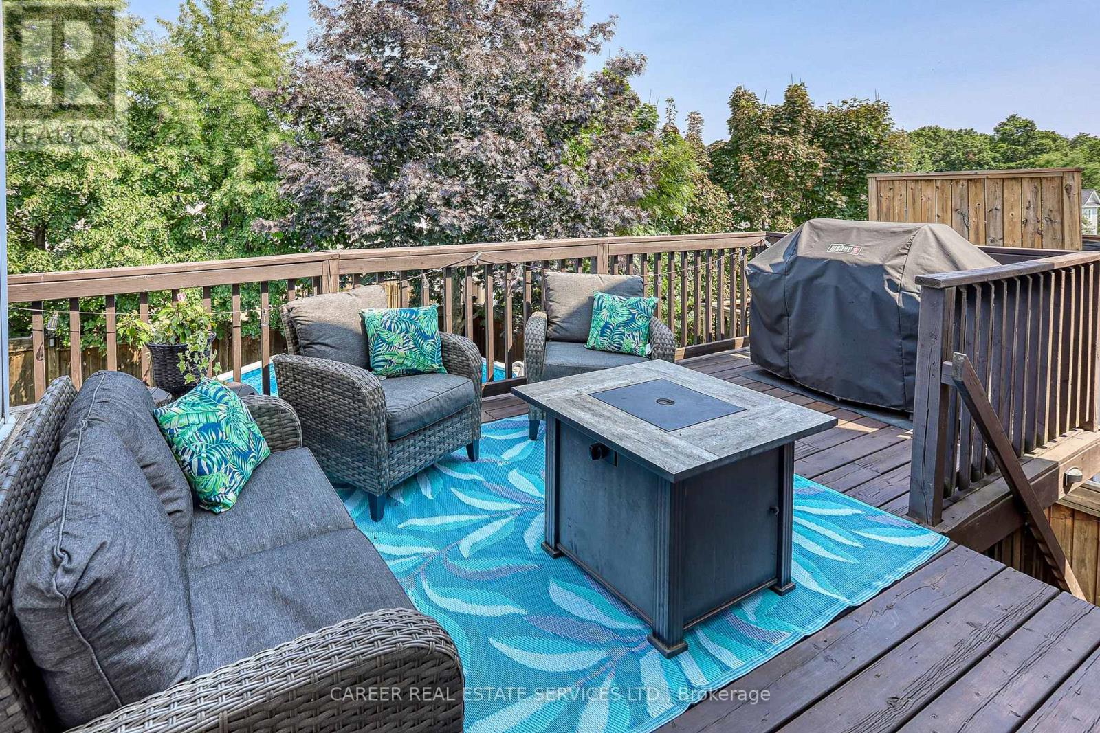 Photo 22 of 1091 Trail Valley Drive, Oshawa ON